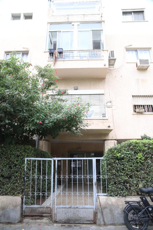 Dizengoff - Lovely Family Apartment 3 Rooms. Тель-Авив Экстерьер фото